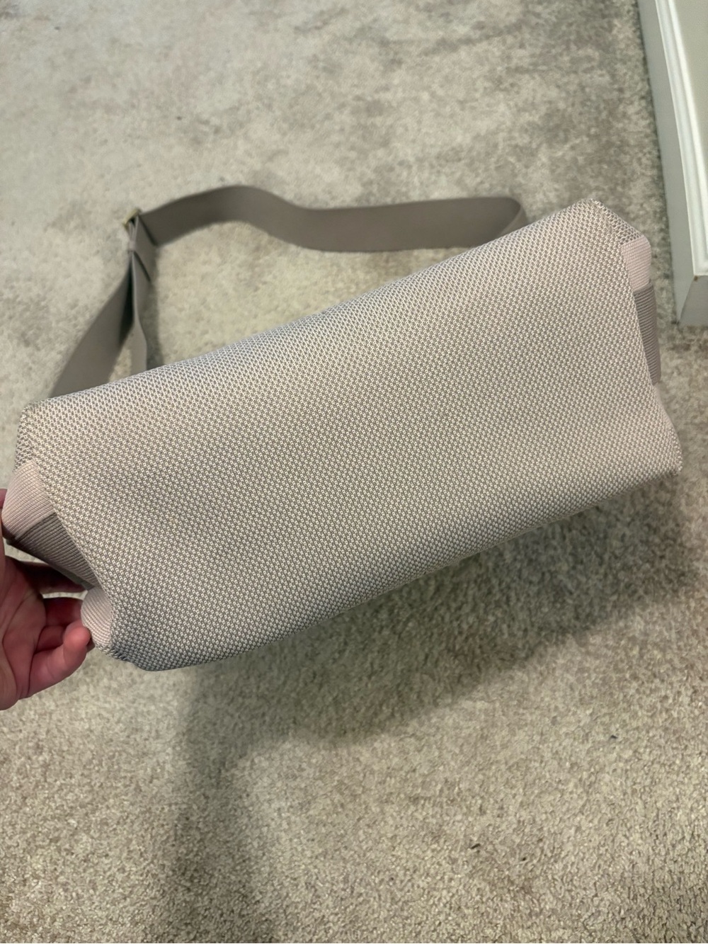 Neutral Shoulder Bag - Women - Picture 4 of 7
